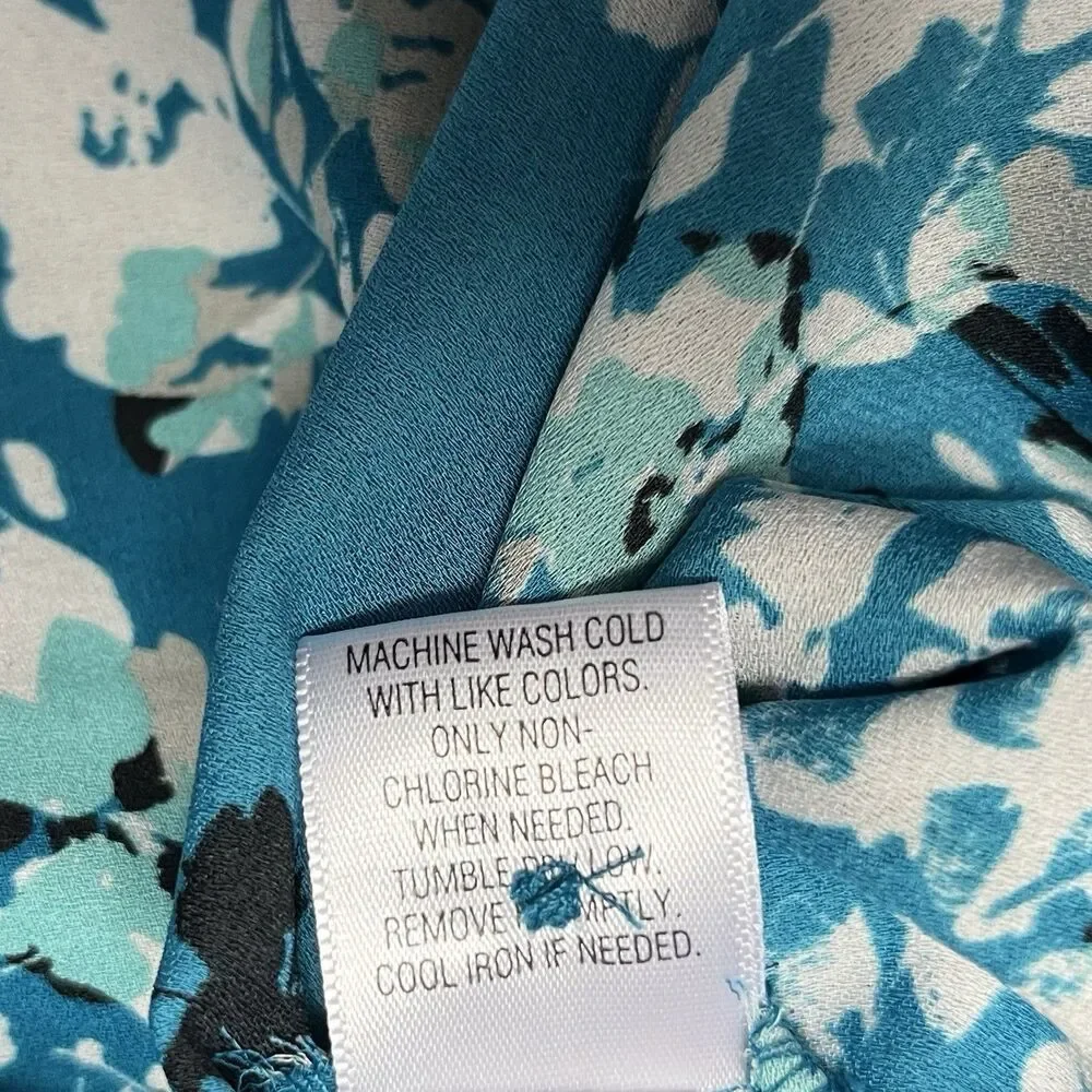 Dana Buchman Top Blouse Sz Medium Teal Blue Floral 3/4 Sleeve Split Neck Career